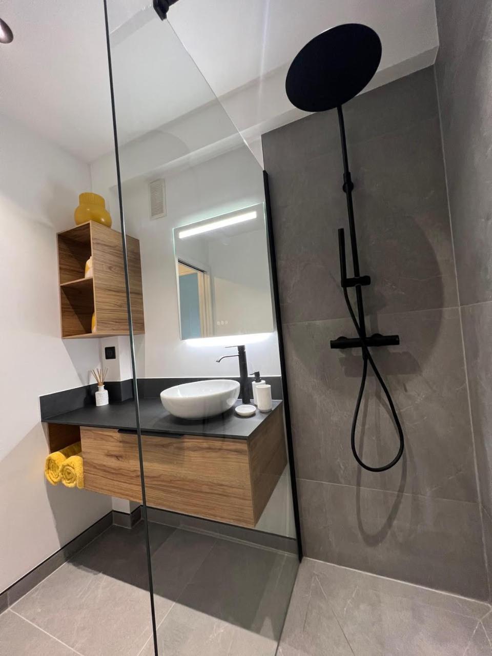 Vue Mer Exceptionnelle Sur Plage Du Midi En 1Re Ligne- 2 Chambres Cannes Ngoại thất bức ảnh