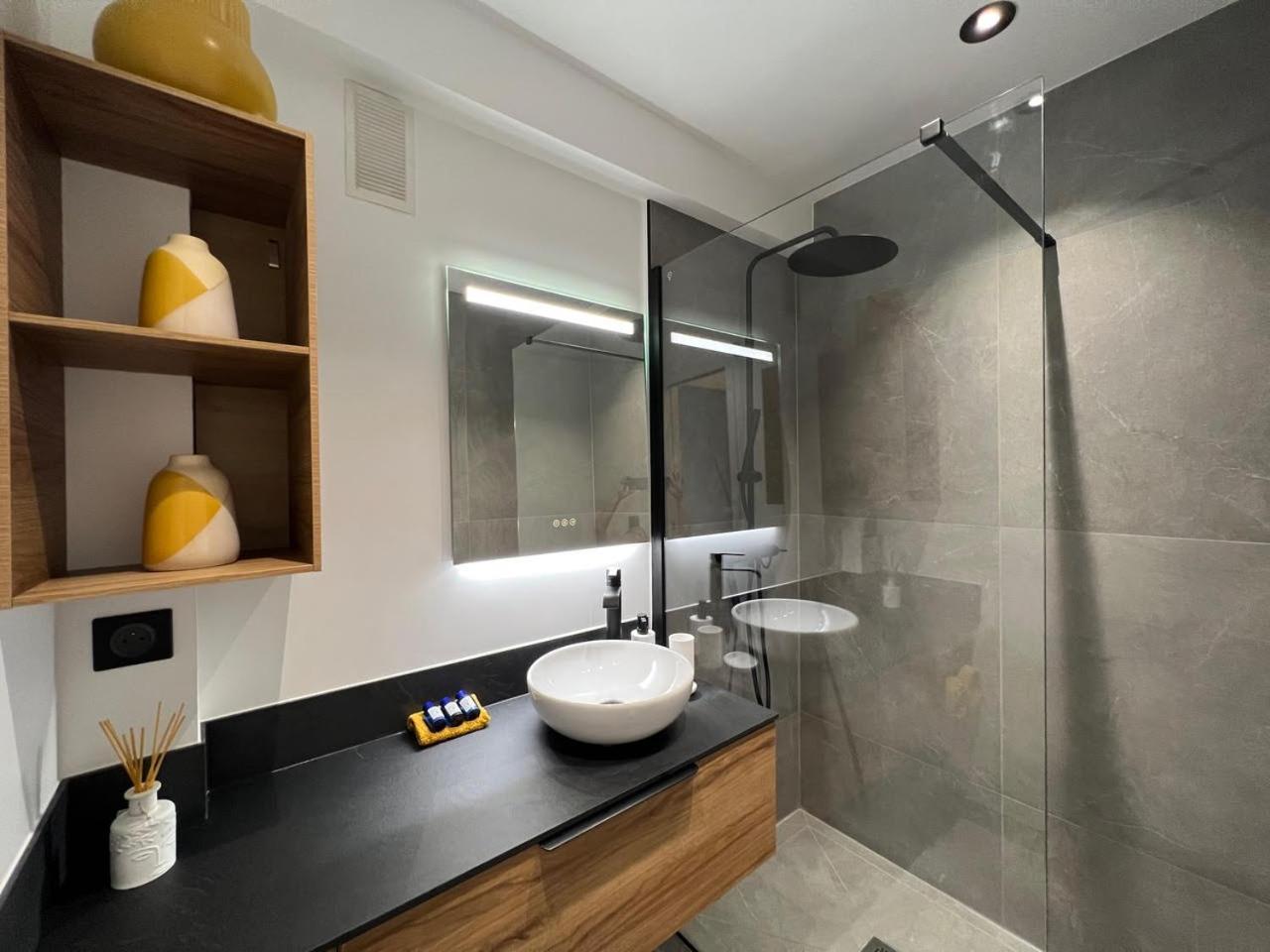 Vue Mer Exceptionnelle Sur Plage Du Midi En 1Re Ligne- 2 Chambres Cannes Ngoại thất bức ảnh